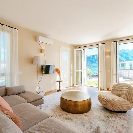 Residenza Di Luce - By Myhomeincomo Apartamento