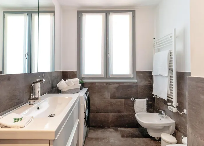 Residenza Di Luce - By Myhomeincomo Lägenhet