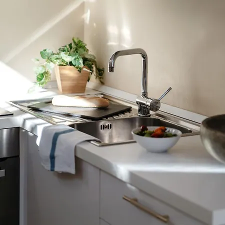 Residenza Di Luce - By Myhomeincomo *